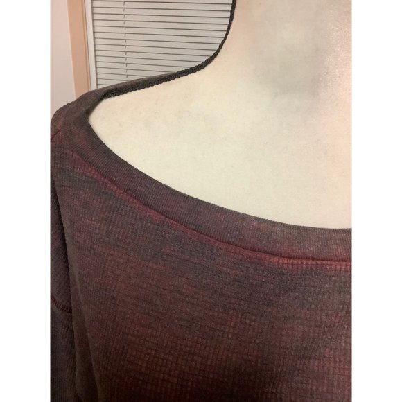 Red Haute Burgundy Black Ombré Waffle Knit - NWT- 2X - Picture 2 of 8